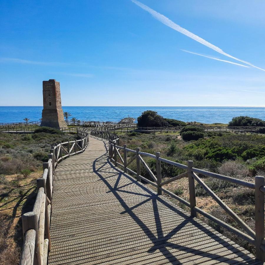 Bungalow With Large Terrace In A Quiet Park - Beach Nearby Sitio de Calahonda 외부 사진